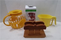 Kitchen Lot - Micro Popcorn Maker, Napkin Holder,