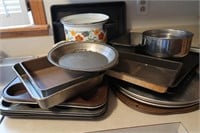 Baking Lot - Muffin Tins, Mixing Bowls, Bread Pans