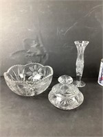 3 pièces service en cristal ciselé à motif floral