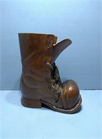 Wooden boot with lace