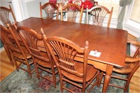 Nichols & Stone Co. Dining Room Table with (8)