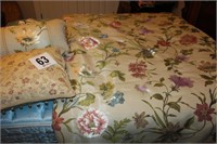 Queen Comforter, (2) Shams & (2) Throw Pillows
