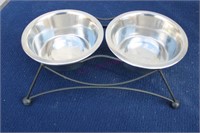 2 Stainless Pet Dishes in Metal Stand