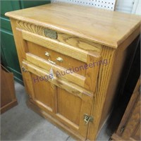Wood stand with drawer 19x27x32T