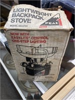 Lightweight backpack stove