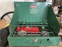 Coleman cook stove (clean)