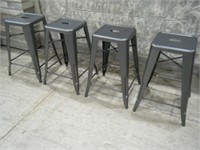 4 count Like new metal counter height stools