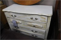 FRENCH STYLE CHEST