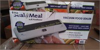 *works, Seal a meal vacuum food sealer with 4