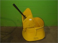Mariono Mop Bucket with ringer