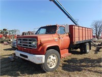 1977 GMC 6500 WITH MIDWEST BED & HOIST