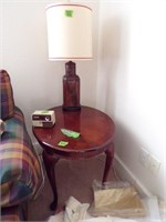 Lamp table with lamp lot