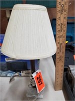 MARBLE BASE SMALL TABLE LAMP W/ SHADE