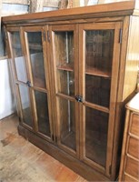 Double Door Wood Bookcase /Display Cabinet