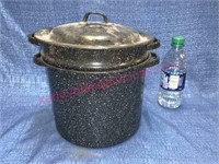 Black enamel ware double pot w/ lid