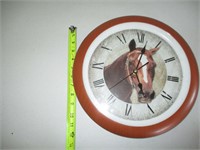 Horse clock; Makes horse sounds