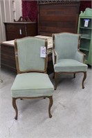 ANTIQUE PAIR OF COUNTRY FRENCH SIDE CHAIRS