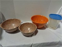 Rachel Ray Bowl, 2 Others & Rubbermaid Canister