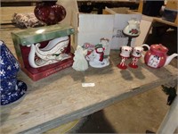 Holiday Sleigh, Candleholders & Teapot