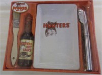 Hooters Wings Gift Set - Hot Sauce Expired