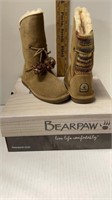 NEW BEARPAW YOUTH BOOTS SIZE 2 - IN BOX