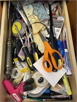 Jour miscellaneous tools flip phone, scissors