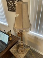 Pedestal lamp
