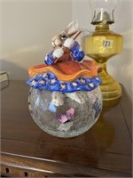 Bunny on nest crackle glass