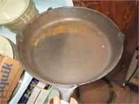Made in USA No. 10 Cast Iron Fry Pan