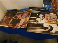 VINTAGE RECORDS - FRANK SINATRA, BOSTON, WILLIE,