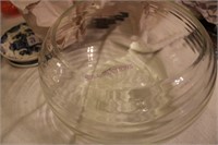 Large Glass Swirl Bowl