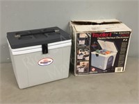 Travelers 11 Electric cooler/ warmer - new