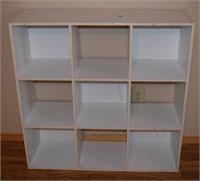 White Painted Cubie Shelf