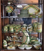 Tam O'Shanter Dish Set