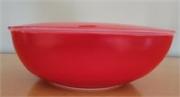 Red Pyrex Casserole Dish w/ Lid