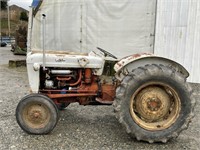 Ford 860 Tractor