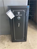 Fortress Gun Safe w/Combination-NICE!