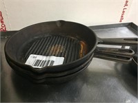 10" Ribbed Cast Iron Skillet