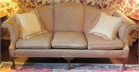 TOMLINSON CHIPPENDALE STYLE SOFA - 7'