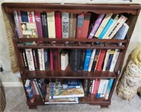 1960'S MAPLE BOOK CASE WITH BOOKS