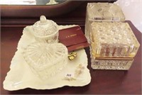 4 CRYSTAL BOXES AND CERAMIC TRAY