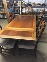 Carved Wood Table & 5 Chairs w/ Leaves