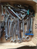 Box of Wrenches 15/16 - 7/8