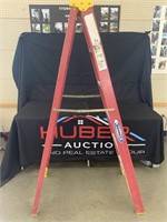 Werner Red Step Ladder 6 Feet Tall 225lb Capacity