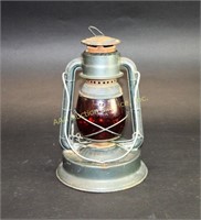 Dietz Little Giant Kerosene Lantern Ruby Wizard
