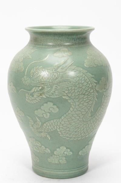 Asian Decorative Arts - Online-Only Auction