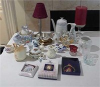 Large Lot of Assorted Porcelain & Decor Items