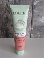 New L'Oreal Pure Clay Glow Scrub