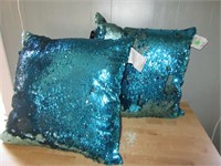 2 New 18" Couch Pillows