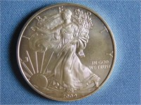 2009 One Dollar Silver Coin (1)